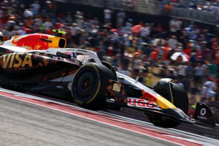 Apple secures US broadcasting rights for Formula One Apple secures US broadcasting rights for Formula One