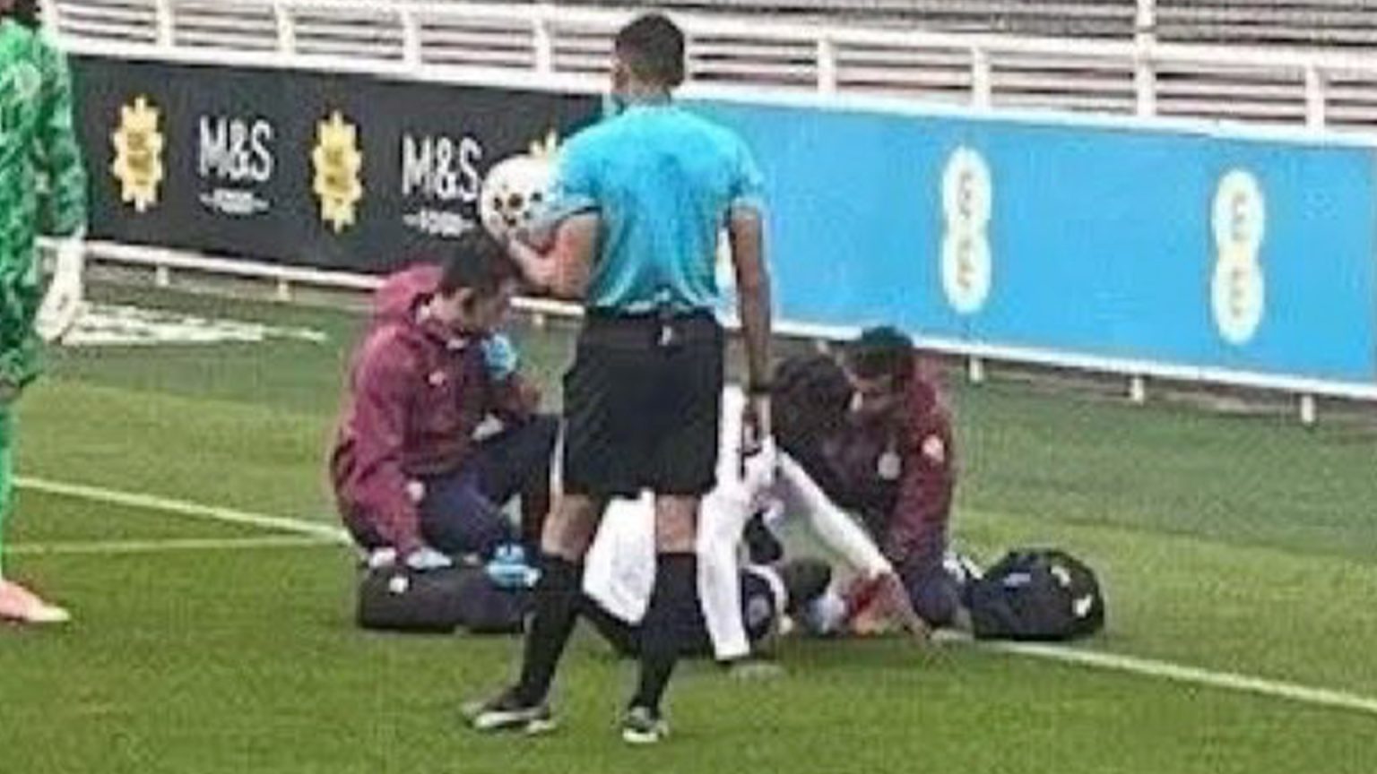 Ayden Heaven hands Man Utd injury scare as he is forced off in England U20s and manager gives update