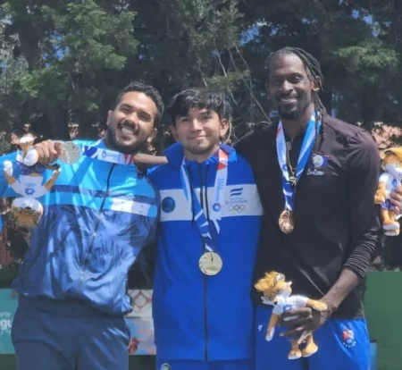 Brandon Jones leaps to bronze in Men’s Triple Jump Brandon Jones leaps to bronze in Men’s Triple Jump
