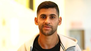 Cristian Romero forced to pull out of Tottenham starting XI minutes before kick-off in Aston Villa clash