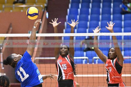 Foundation, Chargers poised for showdown Foundation, Chargers poised for showdown