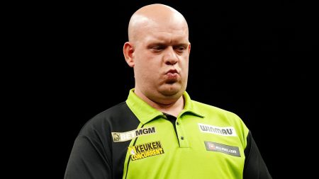 ‘He’s a choker’ – Michael van Gerwen brutally puts down darts opponent, 23, after surviving major scare
