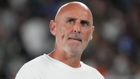 Kevin Muscat should have been at Rangers LONG before now