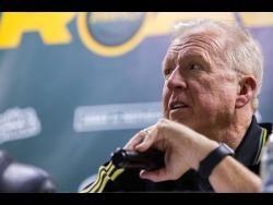 McClaren expects much from fully fit squad | Sports
