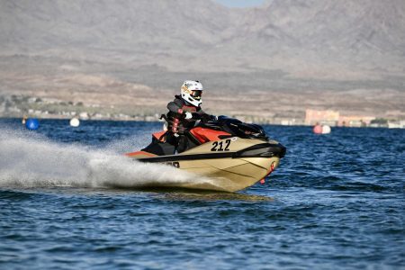 Mother-son duo fires up watercraft racing in North Side