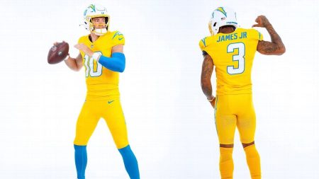 NFL Week 7 uniforms: Chargers debut ‘Charger Power’ alternate look NFL Week 7 uniforms: Chargers debut ‘Charger Power’ alternate look