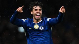 Sunderland boss opens door to transfer return of Chelsea Champions League hero Marc Guiu after bizarre 26 DAY stint