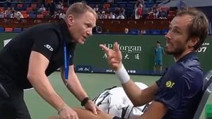 Watch bizarre moment Daniil Medvedev asks for BALLGIRL to take off his sweat-drenched shirt as fans call him ‘freak’