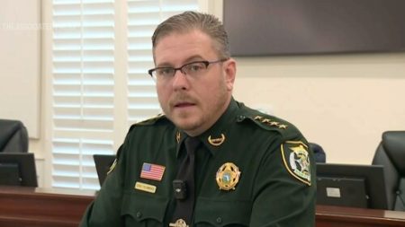 Burbank Police K-9 killed in standoff with traffic stop suspect Burbank Police K-9 killed in standoff with traffic stop suspect