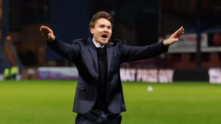 Danny Rohl’s celebrations with Rangers fans are a no go