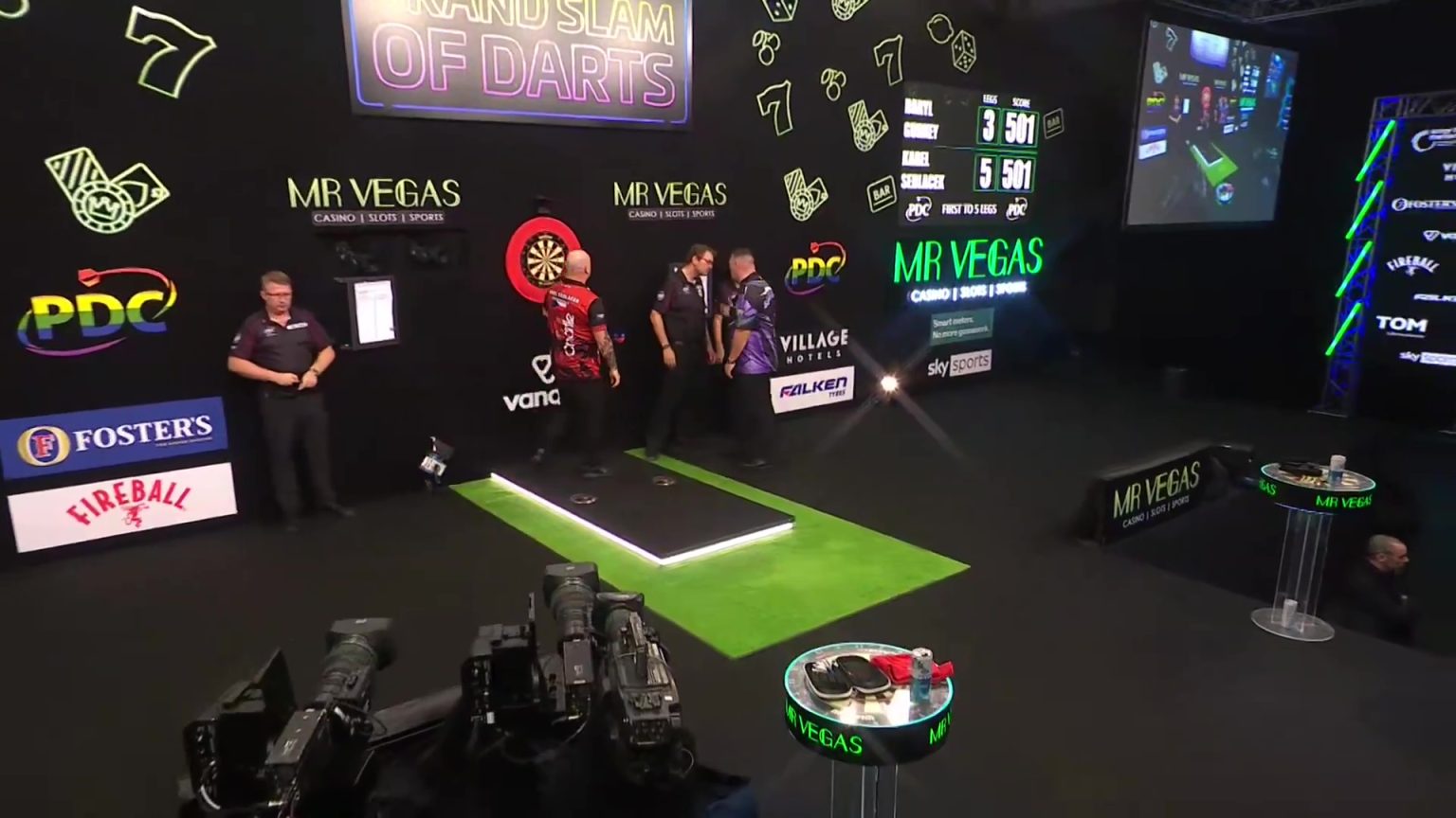 Daryl Gurney reveals why he approached Grand Slam of Darts referee following defeat to Karel Sedlacek