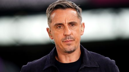 ‘He’s well off it’ – Gary Neville left unimpressed by ‘awkward’ Man Utd signing and demands more