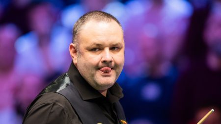 ‘I’m p***** off’ – raging Stephen Maguire blames state of snooker table as he crashes out of UK Championship on day one