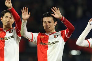 In-form Ueda and Saibari keep Feyenoord and PSV neck and neck
