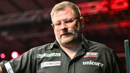 ‘It felt embarrassing for me and the crowd’