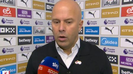 ‘It’s obvious and clear’ – Slot fumes at Van Dijk disallowed goal and points out same referee let similar goal count