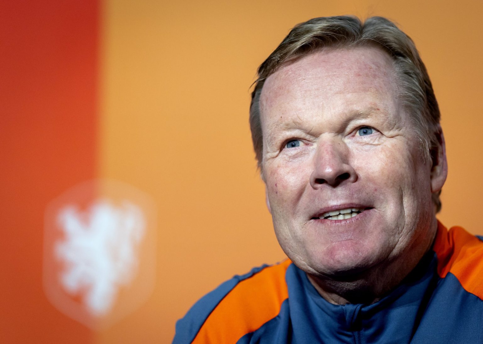 Koeman calls up Valente for World Cup, hints at stepping down