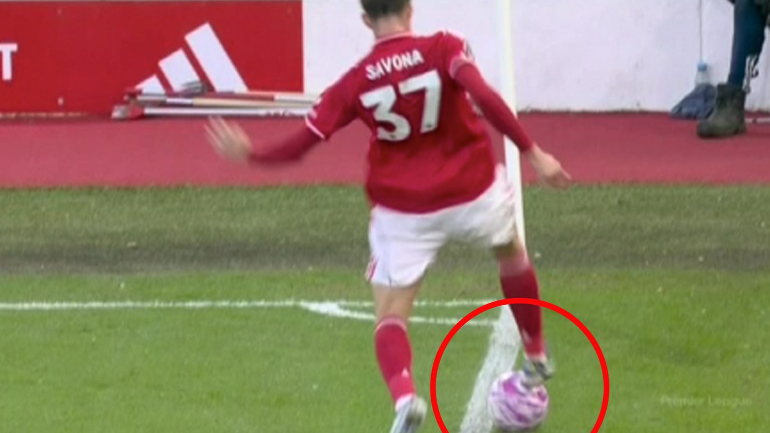 Man Utd in major controversy with Nottingham Forest fuming over goal that referee ‘guessed’ should stand