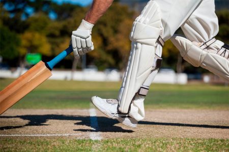 Masters’ Cricket resumes after short break Masters’ Cricket resumes after short break