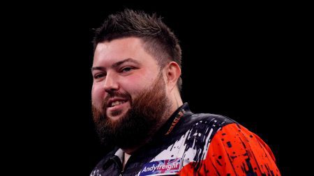 Michael Smith gives X-rated explanation for ‘farcical’ final leg of Grand Slam of Darts win over Chris Dobey