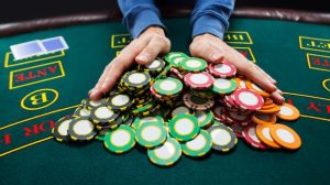 Ontario court rules province can allow online gamblers to play with people outside Canada