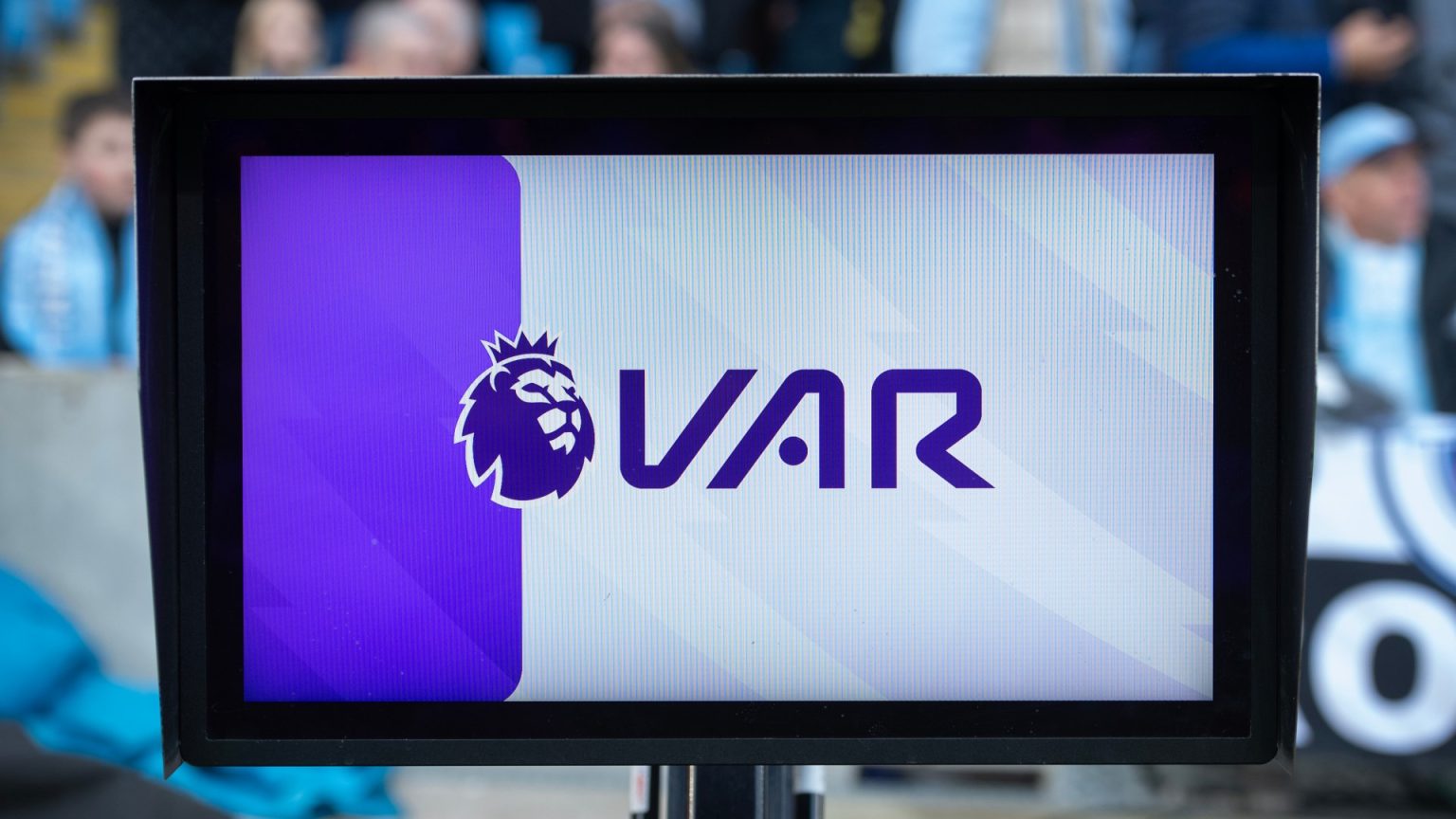 Premier League bosses pushing for major change to VAR after meetings with PGMOL chief Howard Webb