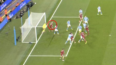 Premier League hit by community note over official explanation for Liverpool’s disallowed goal against Man City