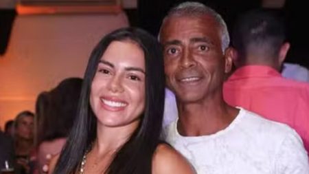 Romario, 59, splits from student girlfriend, 22, with ‘sex-mad’ Brazil legend already ‘spotted with mystery blonde’ Romario, 59, splits from student girlfriend, 22, with ‘sex-mad’ Brazil legend already ‘spotted with mystery blonde’