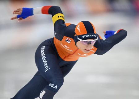 Skater Femke Kok becomes first Dutch world record holder at 500m