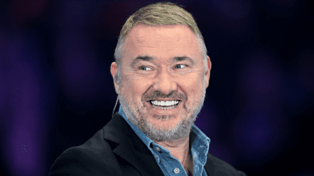 Stephen Hendry returns to televised snooker THIS MONTH as he joins John Higgins in star-studded event on new TV channel