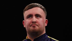 ‘That’s easy’ – Gary Anderson explains why Luke Littler is not the best darts star in the world