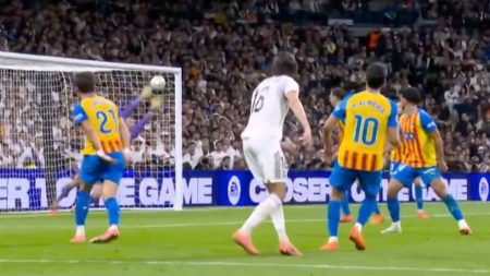 Watch Alvaro Carreras ‘defy physics’ with Real Madrid screamer as stunned Man Utd fans fume over his sale Watch Alvaro Carreras ‘defy physics’ with Real Madrid screamer as stunned Man Utd fans fume over his sale