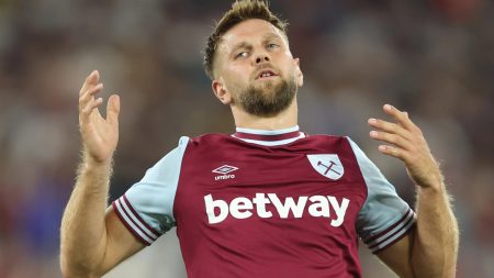 West Ham flop Niclas Fullkrug ‘offered January transfer escape route’ after admitting he’s ready to quit West Ham flop Niclas Fullkrug ‘offered January transfer escape route’ after admitting he’s ready to quit