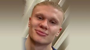 Erling Haaland hangs out with Man Utd legend and picks his brains ahead of Man City’s clash with Nottingham Forest