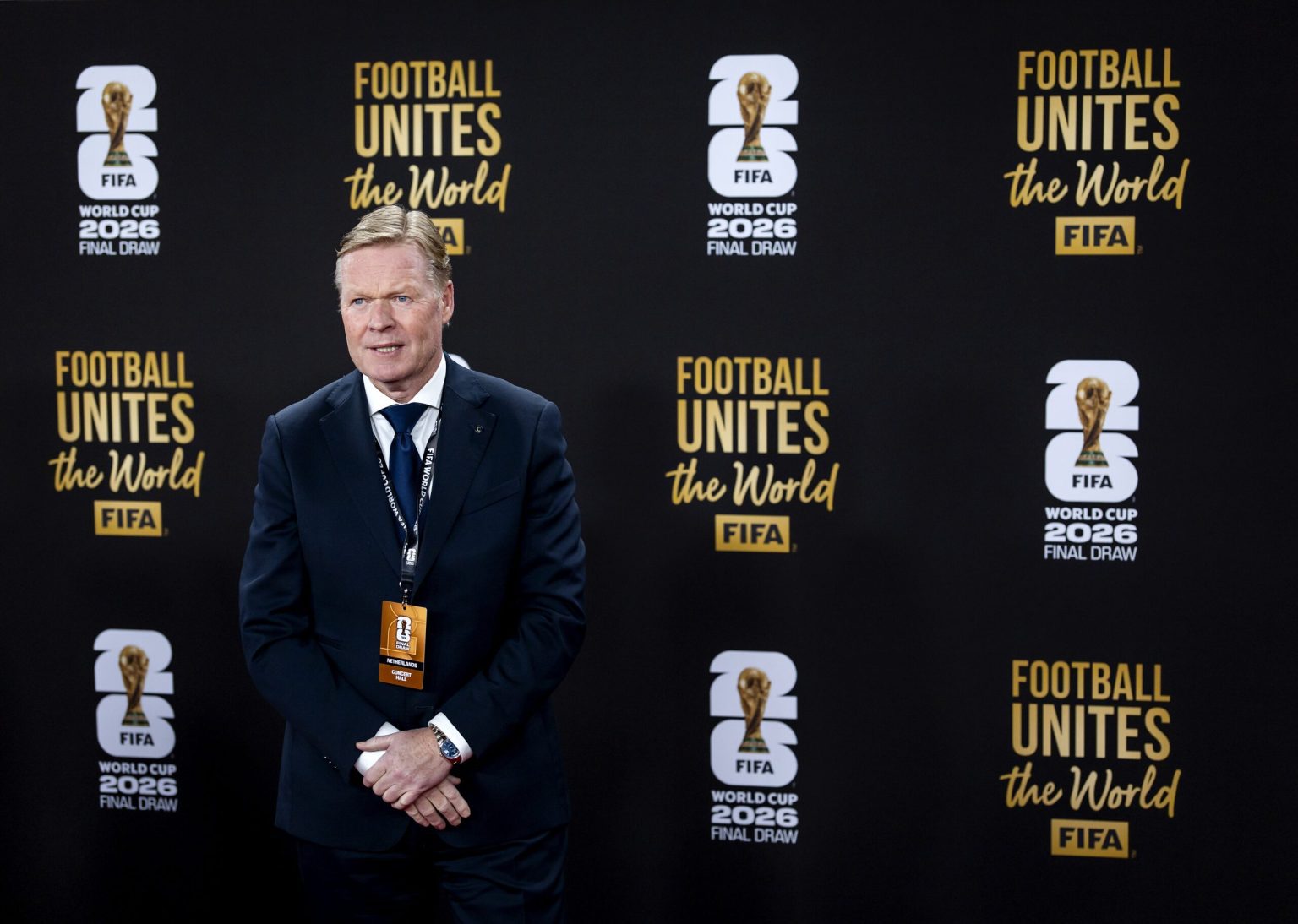 Heat and “fit” Japan will test Oranje at World Cup, says Koeman