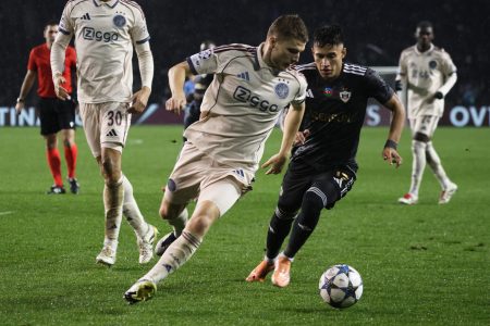 Late turnaround in Baku ends Ajax’s Champions League drought
