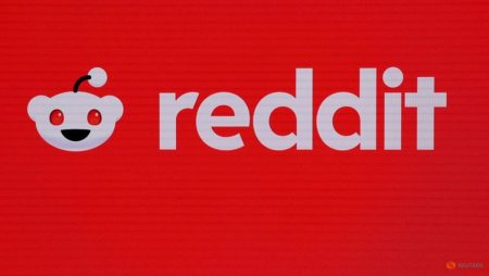 Reddit begins testing verified profiles to boost transparency Reddit begins testing verified profiles to boost transparency