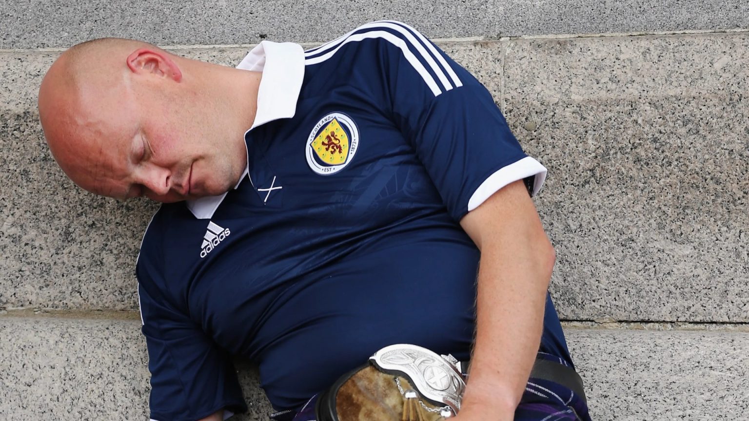 Stay-at-home Scotland fans face World Cup nightmare with games to 11pm & 2am kick-off Stay-at-home Scotland fans face World Cup nightmare with games to 11pm & 2am kick-off