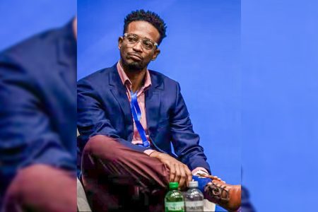 Theon Gordon enthusiastic about transferring new football knowledge Theon Gordon enthusiastic about transferring new football knowledge