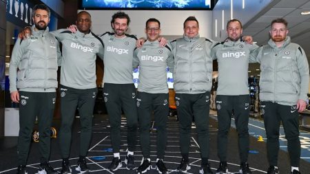 Chelsea announce Liam Rosenior’s new backroom staff with Calum McFarlane in new role and two newbies from Strasbourg Chelsea announce Liam Rosenior’s new backroom staff with Calum McFarlane in new role and two newbies from Strasbourg