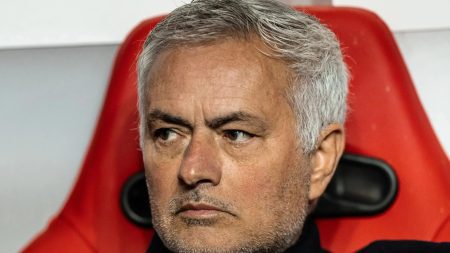 Jose Mourinho makes Benfica flops stay at training ground after awful defeat and admits ‘I hope they don’t sleep at all’ Jose Mourinho makes Benfica flops stay at training ground after awful defeat and admits ‘I hope they don’t sleep at all’