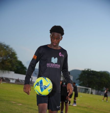 Kareem Francis earns Texas football scholarship