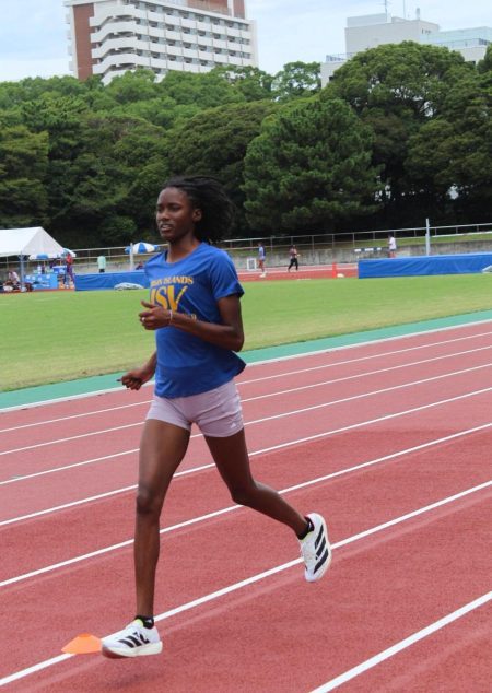 Michelle Smith Breaks Virgin Islands Indoor 800m Record Michelle Smith Breaks Virgin Islands Indoor 800m Record
