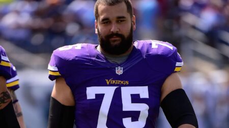 Model ex of former NFL star Matt Kalil cites ‘free speech’ in bid to dismiss lawsuit over viral comments about his penis