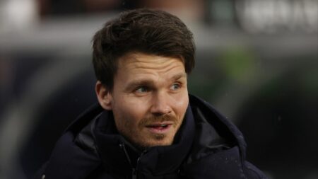 Rangers star ‘on verge of Ibrox exit as he travels to undergo medical with new club’