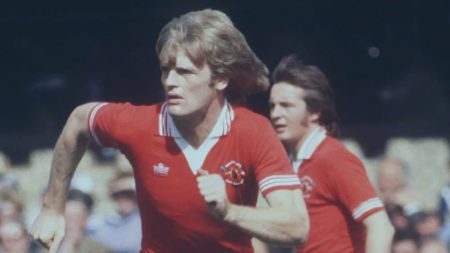 Tragic Man Utd legend Gordon McQueen’s daughter calls for action after coroner links dad’s death to heading the ball