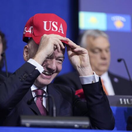 IOC clears Infantino of wrongdoing in Trump peace board deal | Sports