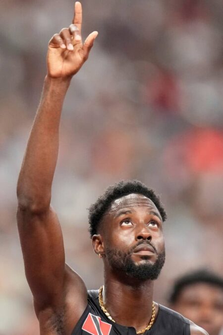 Jereem meets Lyles in 300m at New Balance Indoor Grand Prix