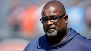 Patriots to move DC Williams to new role, source says Patriots to move DC Williams to new role, source says