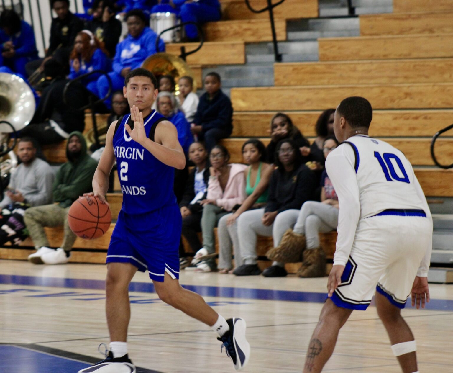 Rodgers Shines in Buccaneers 84-81 Victory